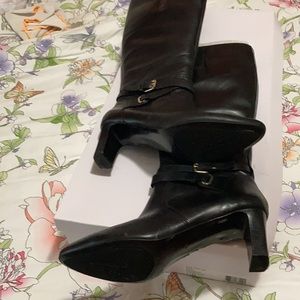 Size 11 leather boots